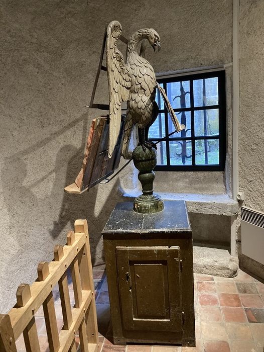 aigle-lutrin à armoire - © Ministère de la Culture (France), Conservation des antiquités et des objets d’art de la Côte-d’Or – Tous droits réservés 