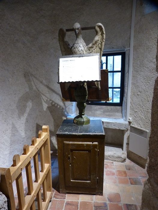 aigle-lutrin à armoire - © Ministère de la Culture (France), Conservation des antiquités et des objets d’art de la Côte-d’Or – Tous droits réservés 