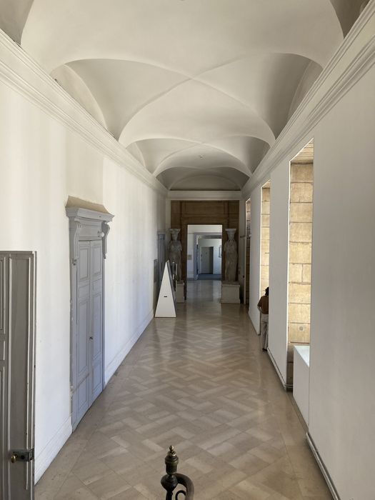 vestibule