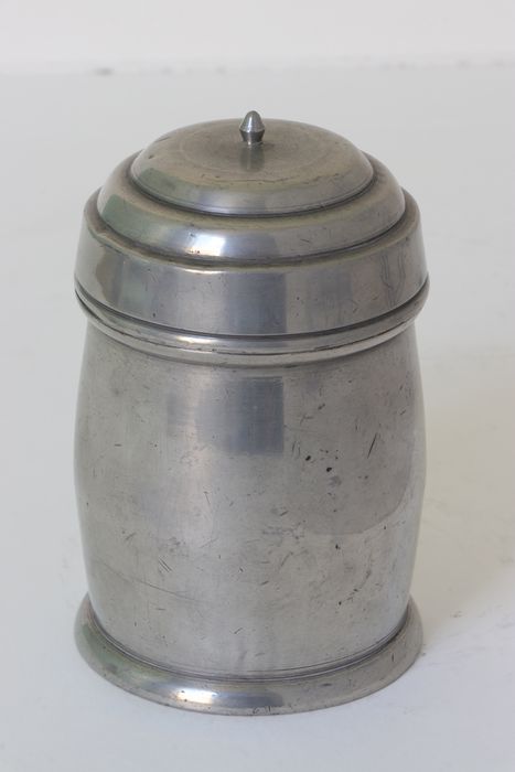 pot à pharmacie
