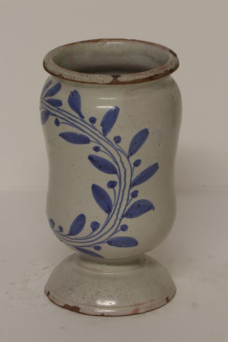 pot à pharmacie