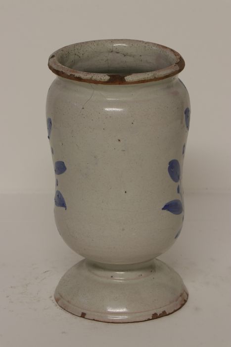 pot à pharmacie