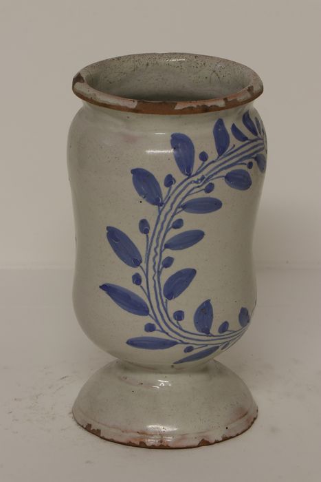 pot à pharmacie