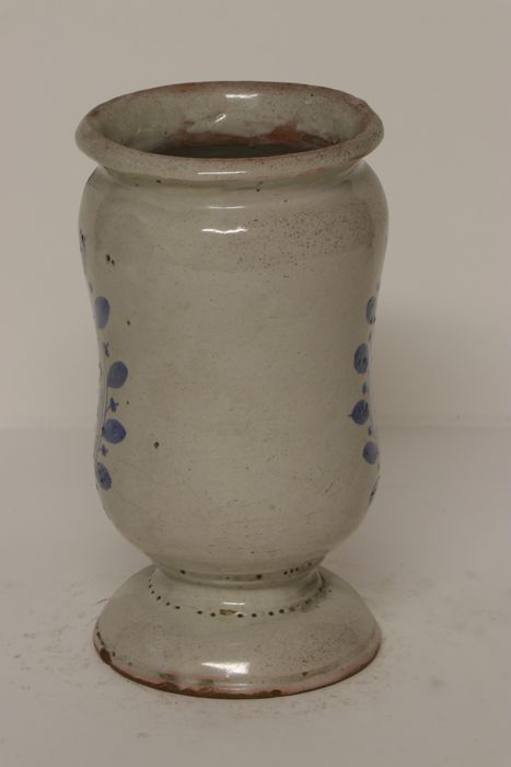 pot à pharmacie