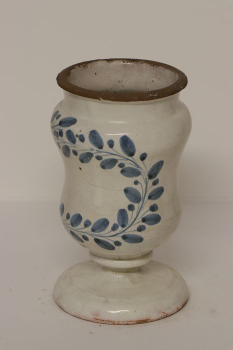 pot à pharmacie