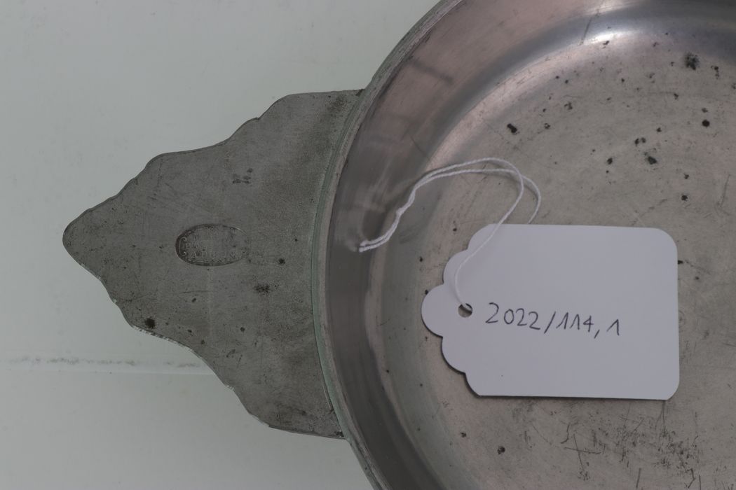 écuelle écuelle à oreilles