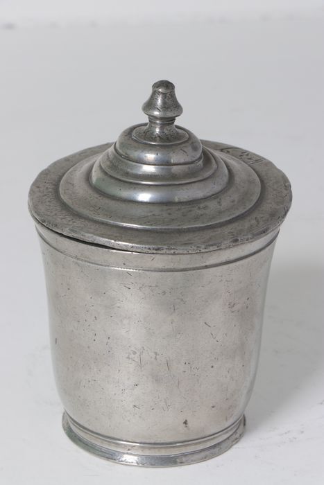 gobelet à couvercle