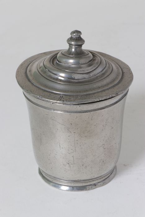 Gobelet à couvercle
