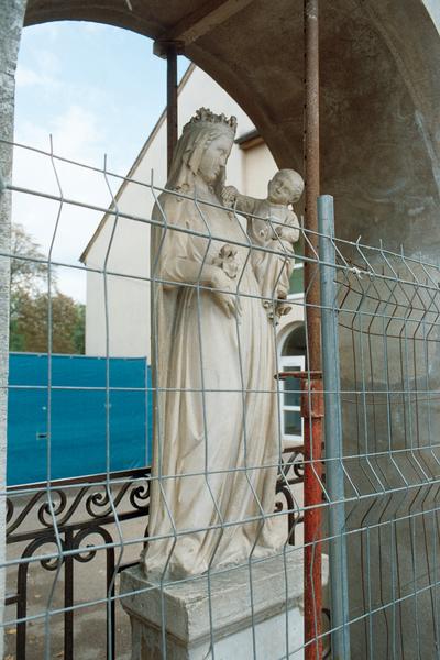 statue : Vierge à l'enfant, vue générale - © Ministère de la Culture (France), Conservation des antiquités et objets d'art de Côte-d'Or, tous droits réservés