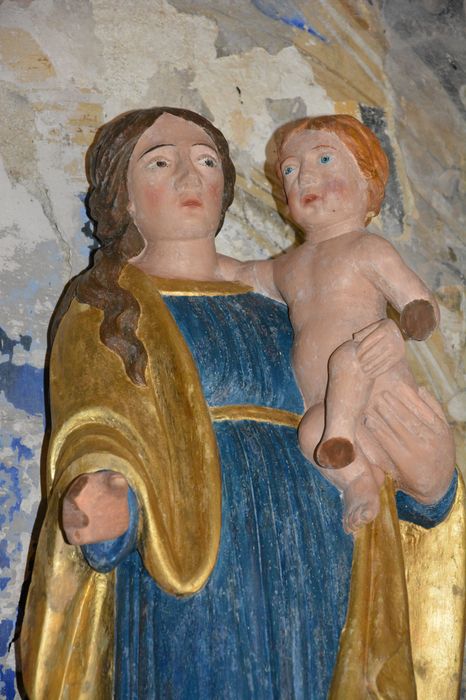 statue : Vierge à l'Enfant, vue partielle