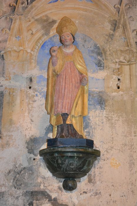 statue : saint évêque