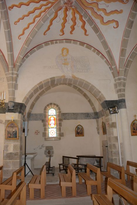 Eglise de la Nativité de la Vierge : Chapelle latérale, vue générale