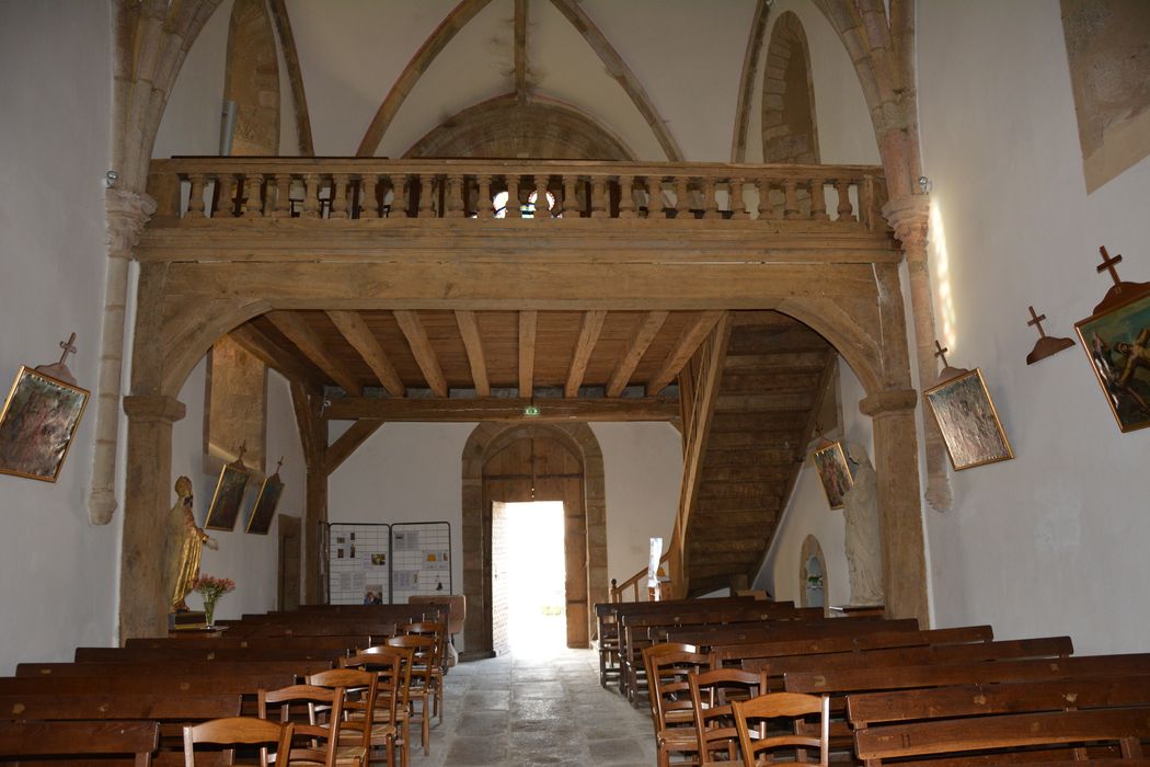 Eglise Saint-Martin : Tribune, vue générale