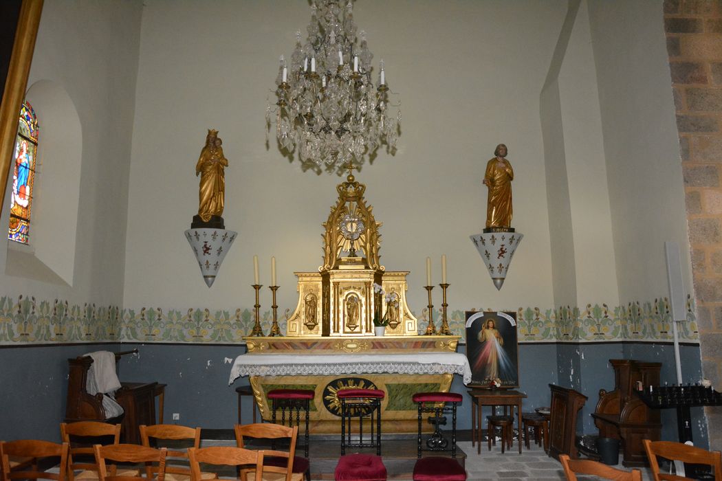 autel, gradin d'autel, tabernacle à ailerons, statuettes, dais d'exposition (maître-autel)