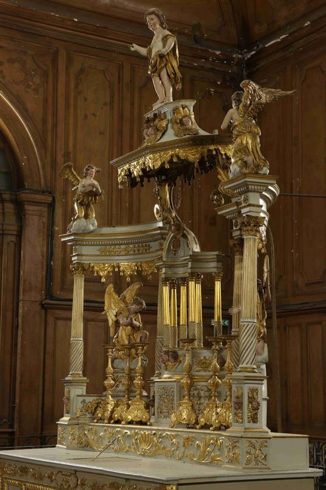 autel dit du Plafond, retable, statues : Anges adorateurs, gradins d'autel, tabernacle, ciborium