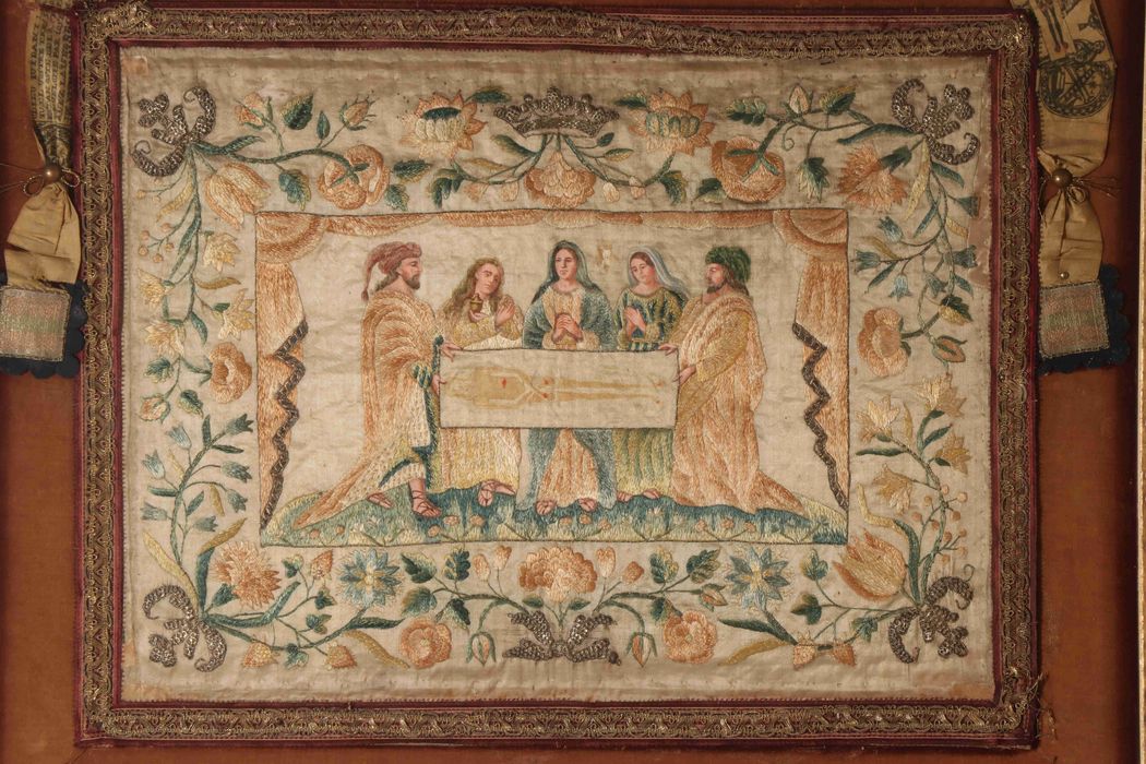 tableau de broderie : Le Saint Suaire - ©Ministère de la Culture (France), Conservation des antiquités et des objets d’art de Côte-d'Or, tous droits réservés