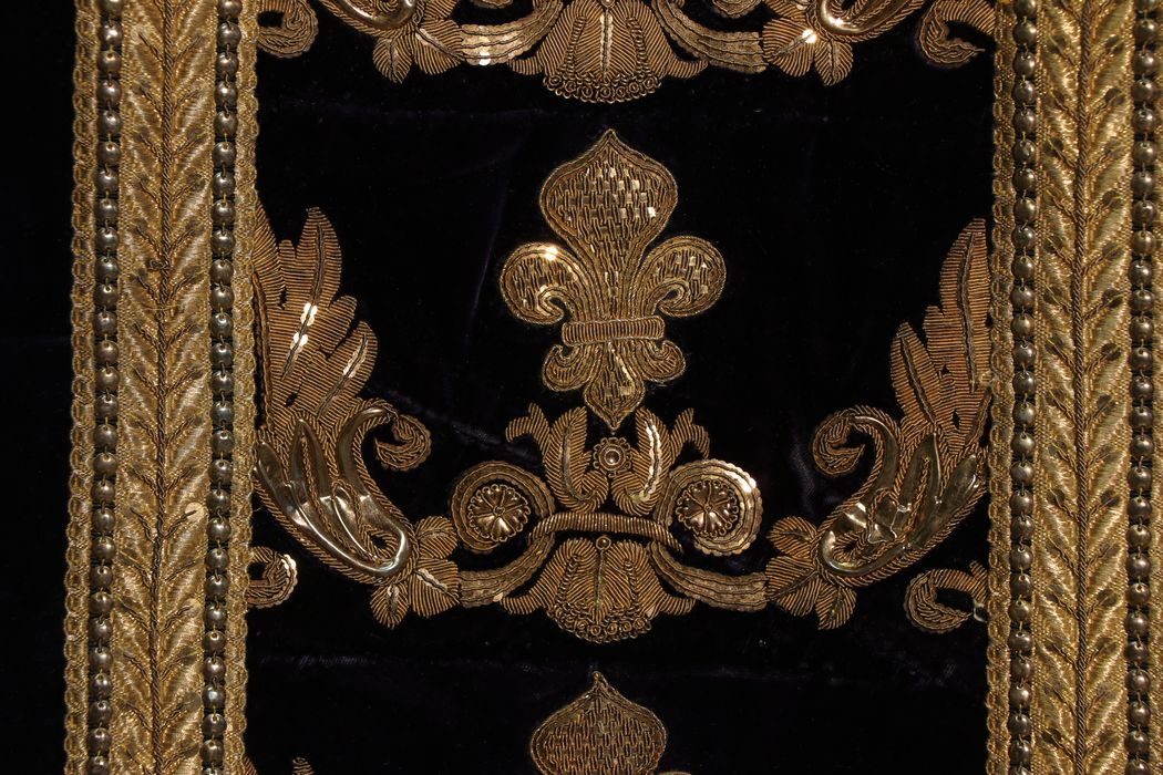 chasuble (ornement violet dit à tort "du cardinal de Rohan"), détail