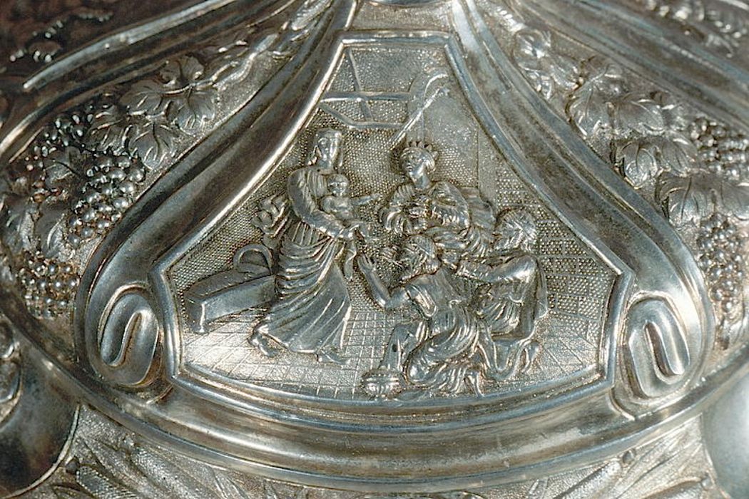 calice n°4, détail - © Ministère de la Culture (France), Conservation des antiquités et des objets d’art de la Drôme – Tous droits réservés 