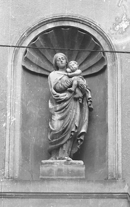 statue : Vierge à l'Enfant - © Ministère de la Culture (France), Conservation des antiquités et des objets d’art de la Drôme – Tous droits réservés 