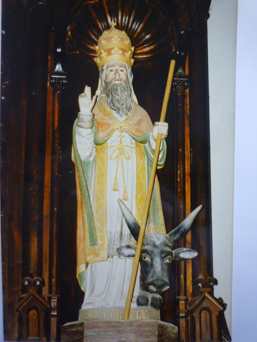 statue : Saint Cornély, vue générale - © Ministère de la Culture (France), Conservation des antiquités et des objets d’art du Finistère, tous droits réservés