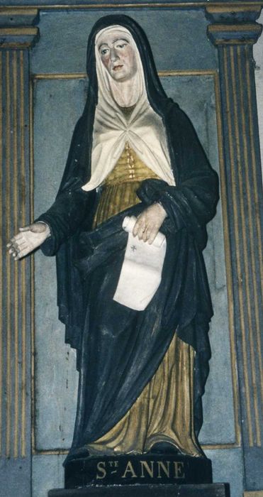 statue : Sainte Anne, vue générale - © Ministère de la Culture (France), Conservation des antiquités et des objets d’art du Finistère, tous droits réservés