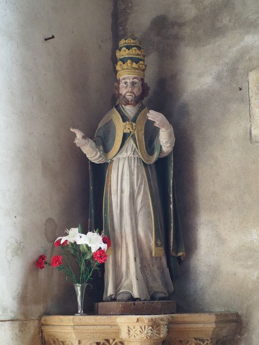 statue : Saint Pierre, vue générale