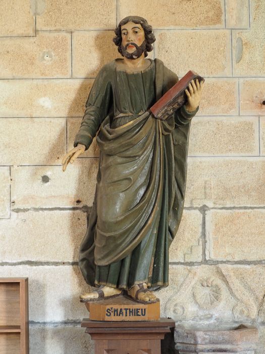 statue : Saint Mathieu, vue générale