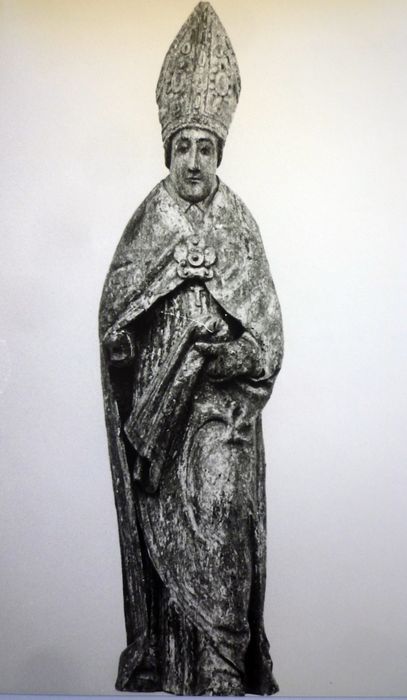 statue : Evêque, vue générale - © Ministère de la Culture (France), Conservation des antiquités et des objets d’art du Finistère, tous droits réservés