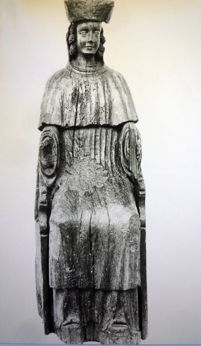 statue : Saint Yves, vue générale - © Ministère de la Culture (France), Conservation des antiquités et des objets d’art du Finistère, tous droits réservés