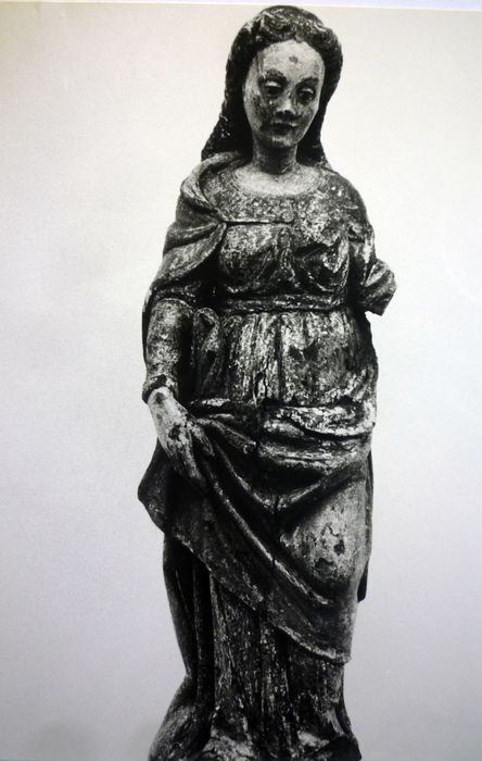 statue : Vierge à l'Enfant, vue générale - © Ministère de la Culture (France), Conservation des antiquités et des objets d’art du Finistère – Tous droits réservés