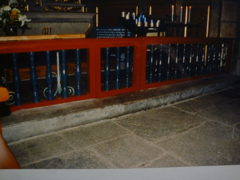 table de communion, vue générale