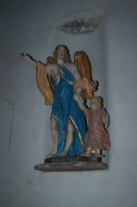 statue : Ange gardien avec l'Enfant Jésus, vue générale - © Ministère de la Culture (France), Conservation des antiquités et des objets d’art du Finistère, tous droits réservés