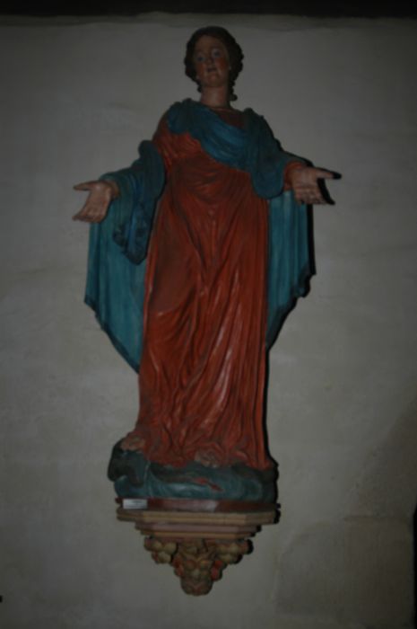 Statue : Sainte Femme