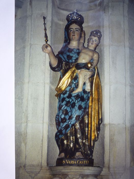 statue : Vierge à l'Enfant dite Notre Dame de Châteaulin, vue générale