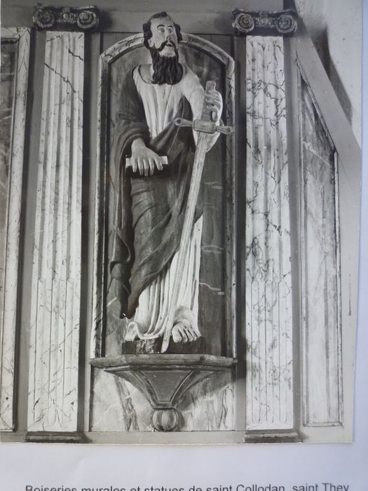 statue : Saint They, vue générale