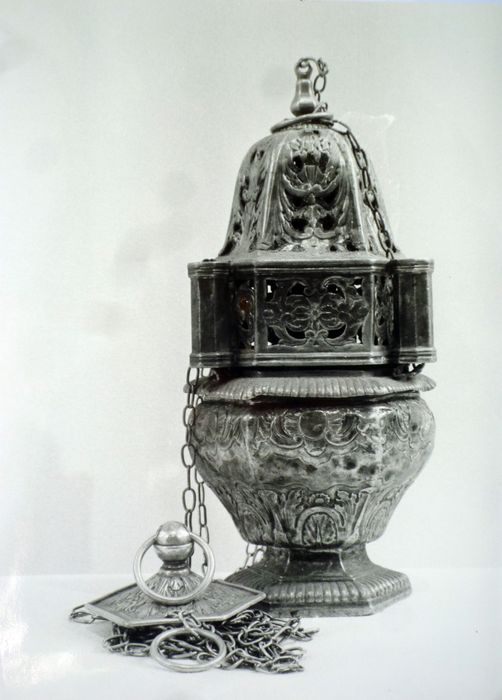 encensoir, vue générale - © Ministère de la Culture (France), Conservation des antiquités et des objets d’art du Finistère, tous droits réservés