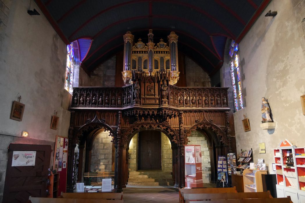 tribune, vue générale - © Ministère de la Culture (France), Conservation des antiquités et des objets d’art du Finistère, tous droits réservés