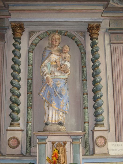 statue : Vierge à l'Enfant - © Ministère de la Culture (France), Conservation des antiquités et des objets d’art du Finistère, tous droits réservés