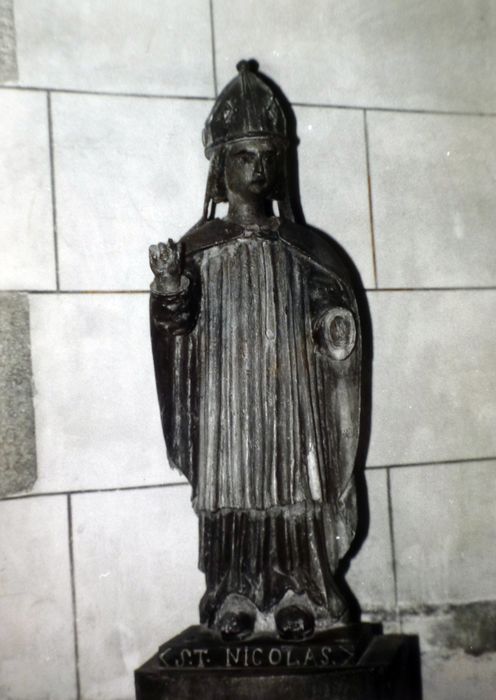 statue : Saint Nicolas, vue générale