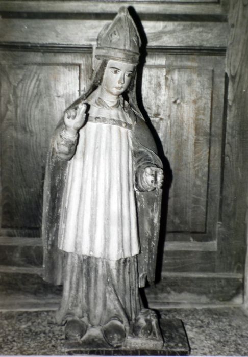 statue : Saint Corentin, vue générale