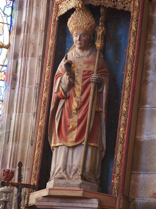 statue : Saint Germain, niche