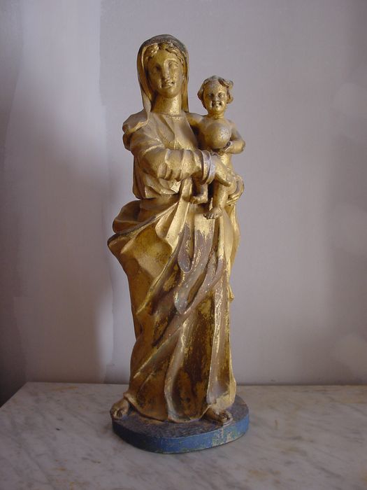 statue : Vierge à l'Enfant - © Ministère de la Culture (France), Conservation des antiquités et des objets d’art du Finistère, tous droits réservés