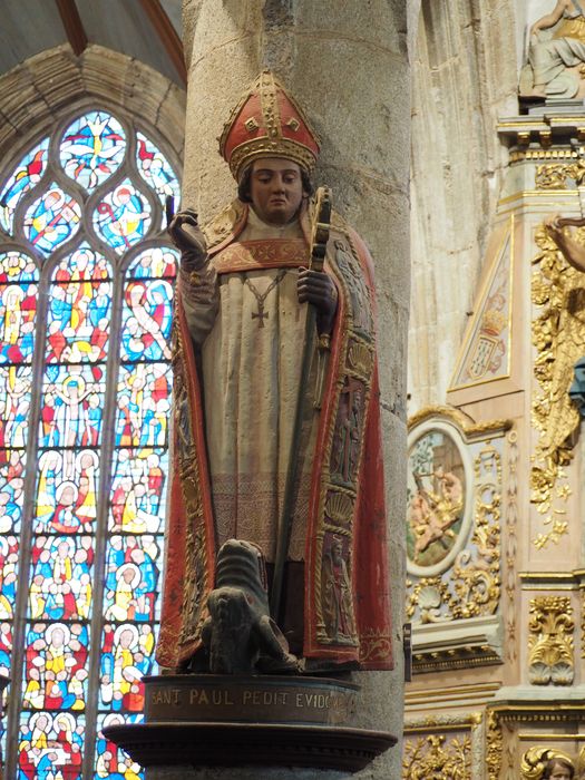 statue : Saint Paul Aurélien et son dragon