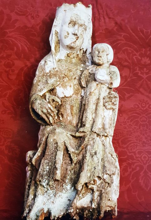 statue : Vierge à l'Enfant