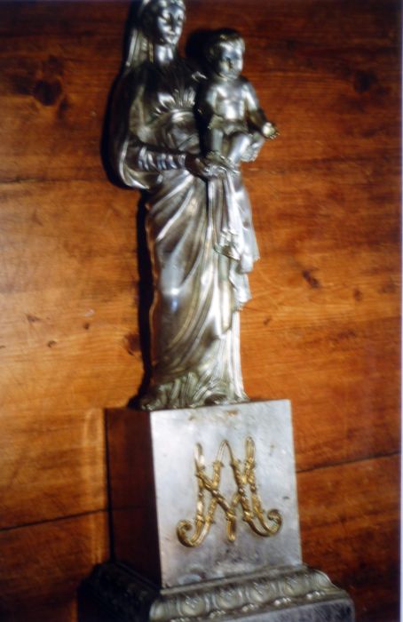 statuette : Vierge à l'Enfant - © Ministère de la Culture (France), Conservation des antiquités et des objets d’art du Finistère, tous droits réservés