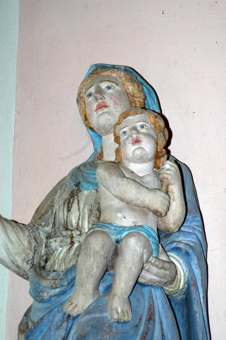 statue : Vierge à l'Enfant, détail