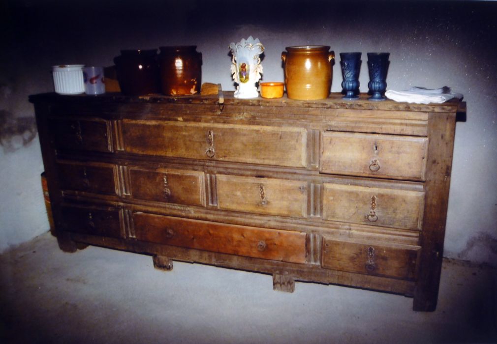 armoire de sacristie n° 2 - © Ministère de la Culture (France), Conservation des antiquités et des objets d’art du Finistère, tous droits réservés