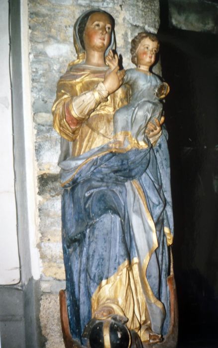 statue : Vierge à l'Enfant