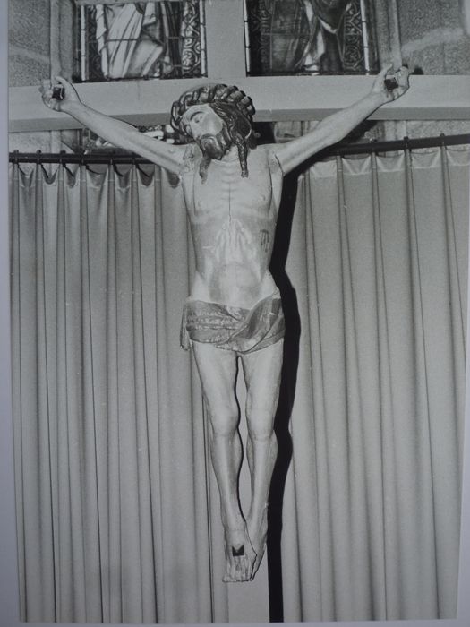 statue : Crucifix - © Ministère de la Culture (France), Conservation des antiquités et des objets d’art du Finistère, tous droits réservés