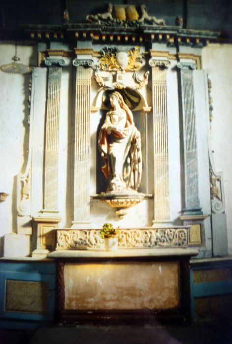 autel ; retable ; statue : Sainte Catherine - © Ministère de la Culture (France), Conservation des antiquités et des objets d’art du Finistère, tous droits réservés